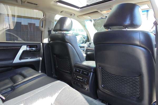 2012 Toyota Landcruiser Sahara VDJ200R