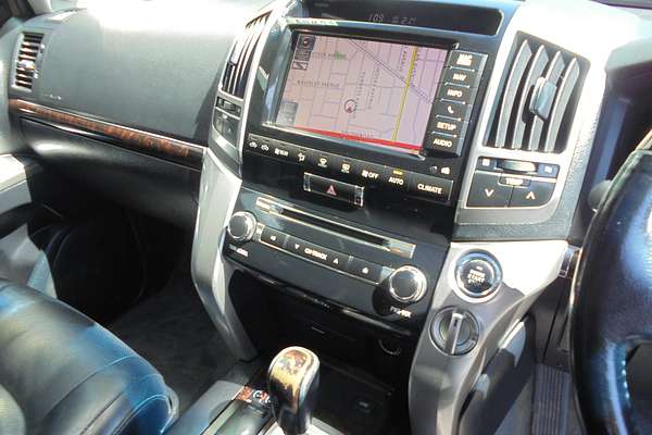2012 Toyota Landcruiser Sahara VDJ200R