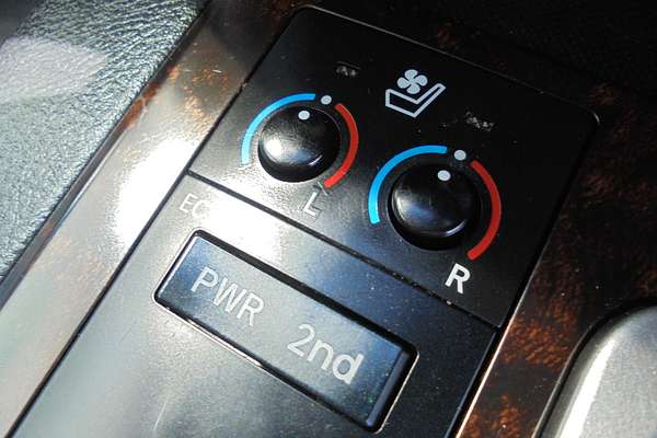2012 Toyota Landcruiser Sahara VDJ200R