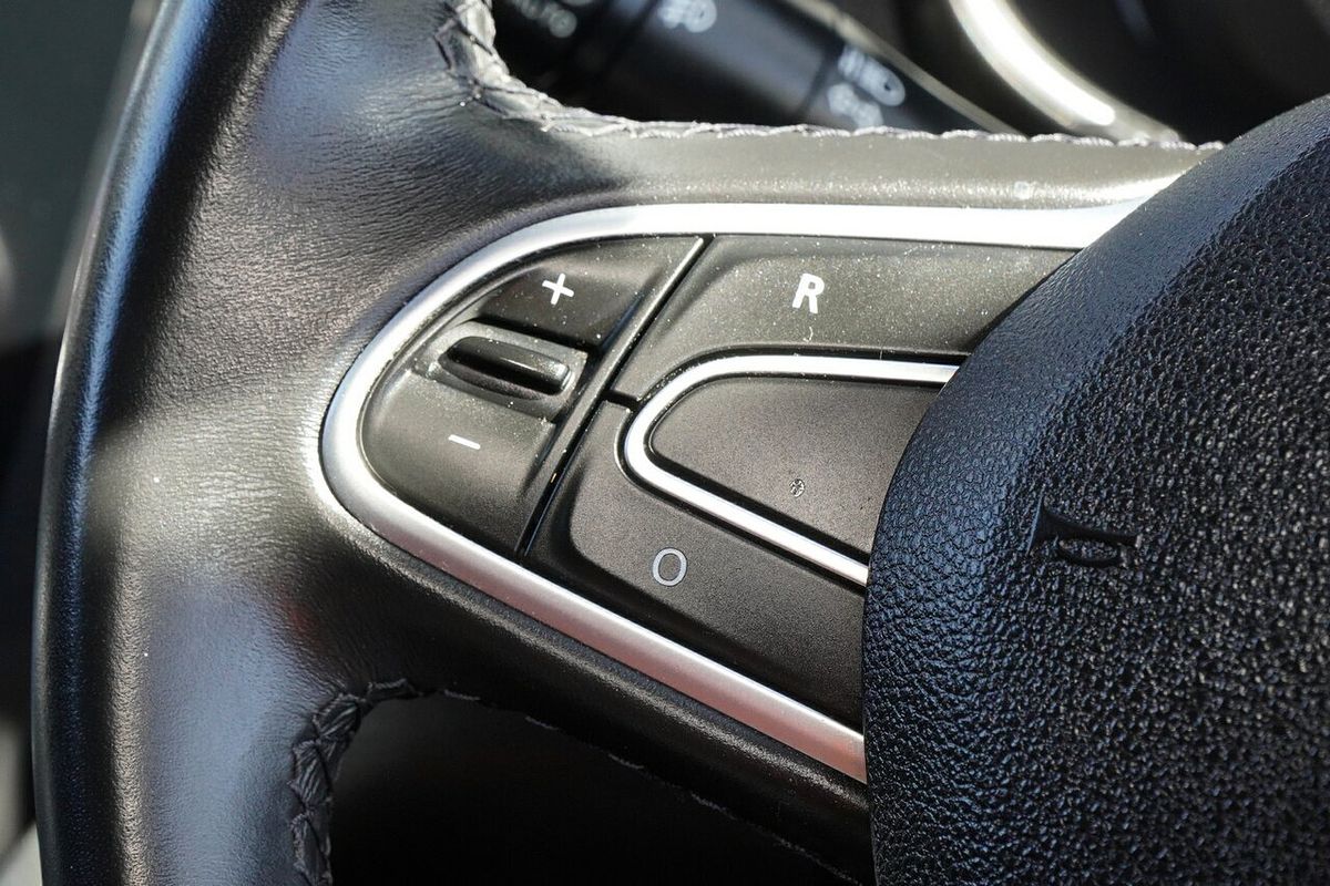2016 Renault Koleos Zen HZG