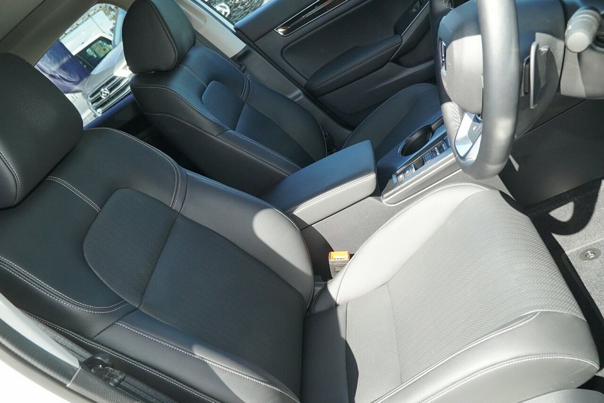 2024 Honda Civic e:HEV LX 11th Gen