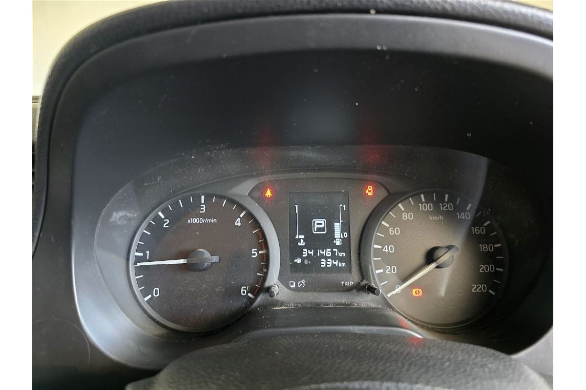 NAVARA NP300 D23 RX (4x2) 2.3L DT4 DIESEL TURBO F/INJ 7 SP AUTOMATIC DOUBLE CAB UTILITY 