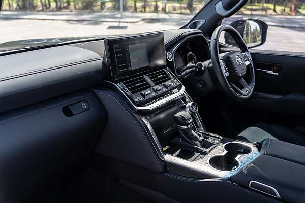 2023 Toyota Landcruiser GR Sport FJA300R