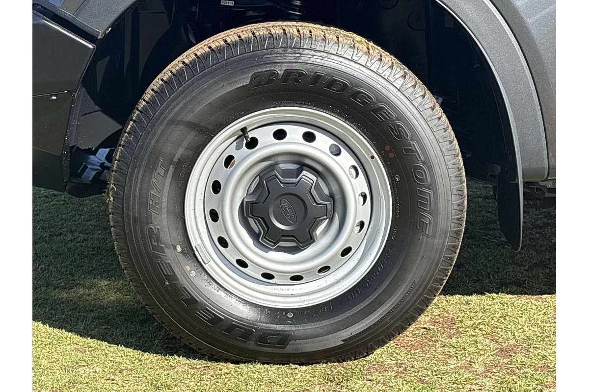 2025 Ford Ranger XL 4X4 2.0L