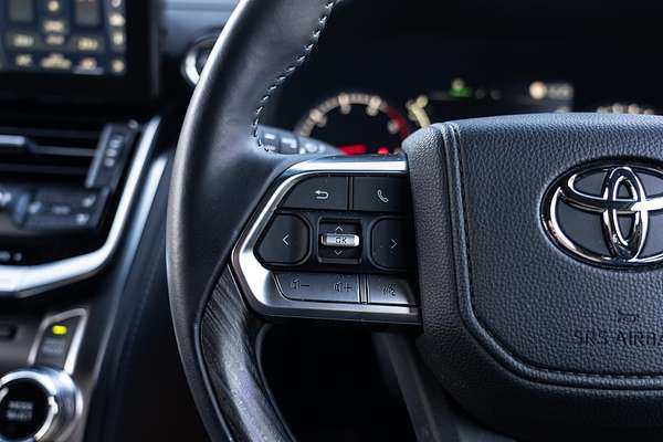 2023 Toyota Landcruiser GR Sport FJA300R