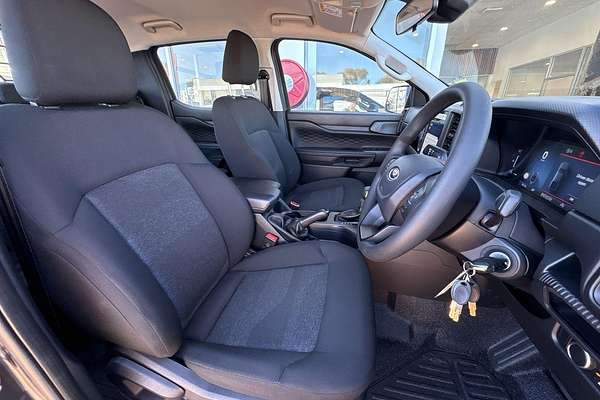 2025 Ford Ranger XL 4X4 2.0L