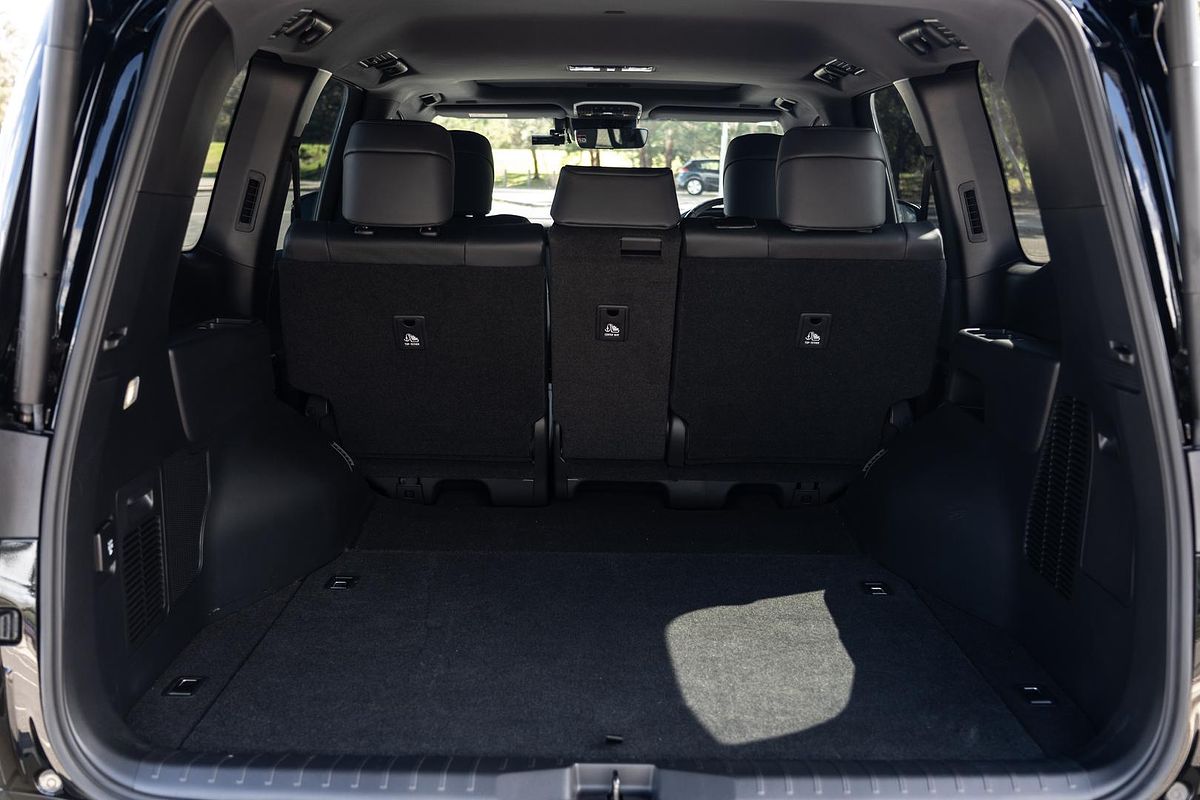 2023 Toyota Landcruiser GR Sport FJA300R