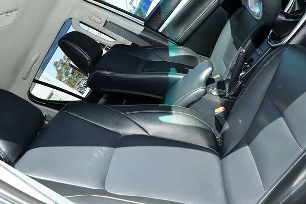 2024 Toyota Hilux SR5 GUN126R 4X4