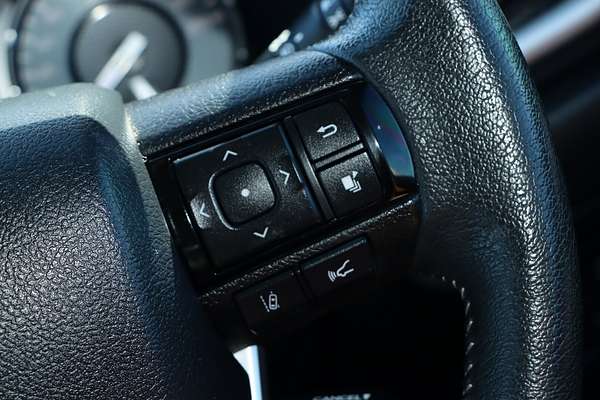 2024 Toyota Hilux SR5 GUN126R 4X4