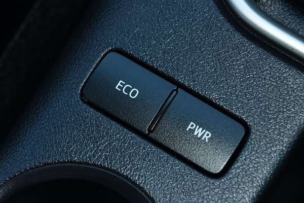 2024 Toyota Hilux SR5 GUN126R 4X4