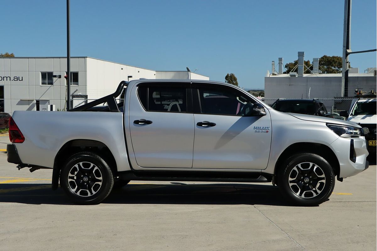 2024 Toyota Hilux SR5 GUN126R 4X4