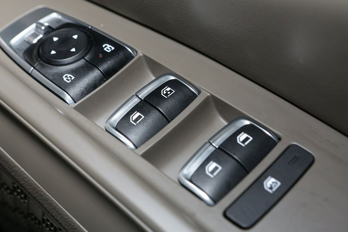 2024 Kia Carnival S KA4