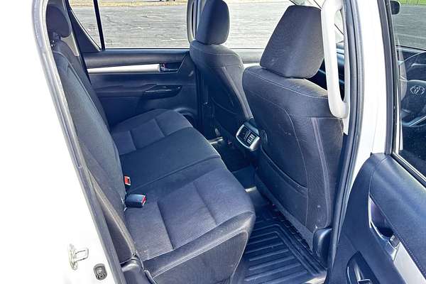 2019 Toyota Hilux SR5 GUN126R 4X4