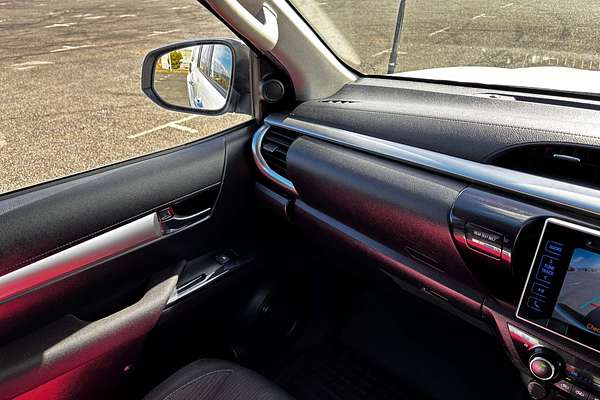 2019 Toyota Hilux SR5 GUN126R 4X4