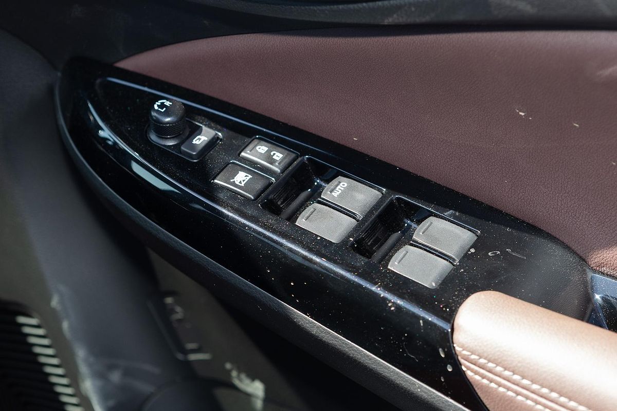 2025 Suzuki Fronx Hybrid GLX KW