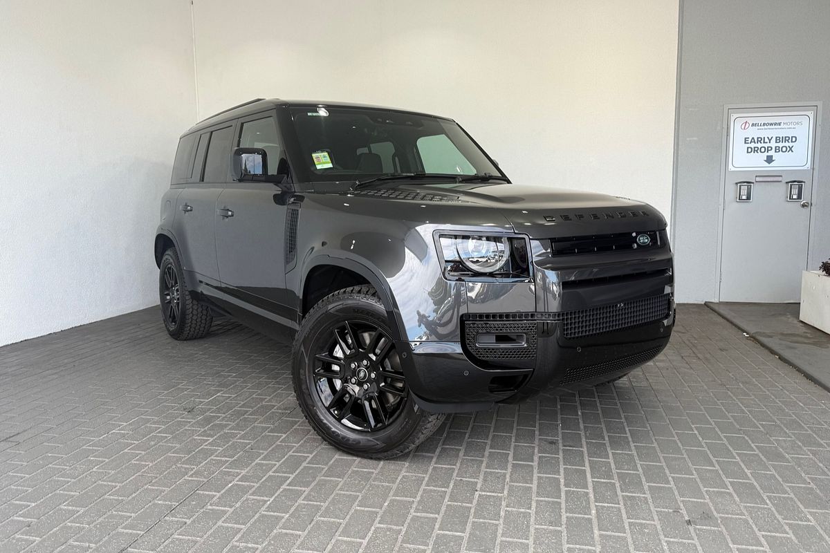 2025 Land Rover Defender 110 P400 X-Dynamic SE L663