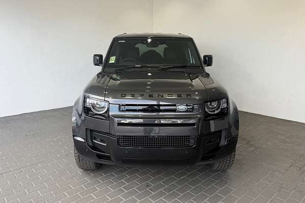 2025 Land Rover Defender 110 P400 X-Dynamic SE L663