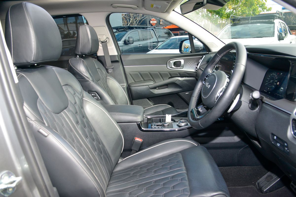 2022 Kia Sorento GT-Line MQ4