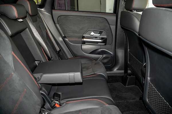 2025 Mercedes-Benz GLA-Class GLA200 H247