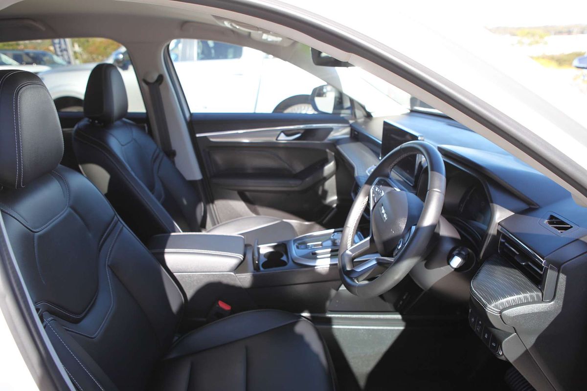 2025 GWM Haval Jolion Lux Hybrid A02