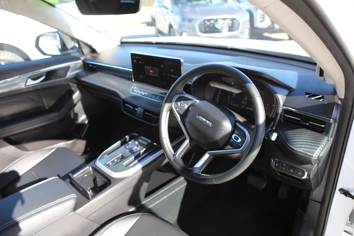 2025 GWM Haval Jolion Lux Hybrid A02