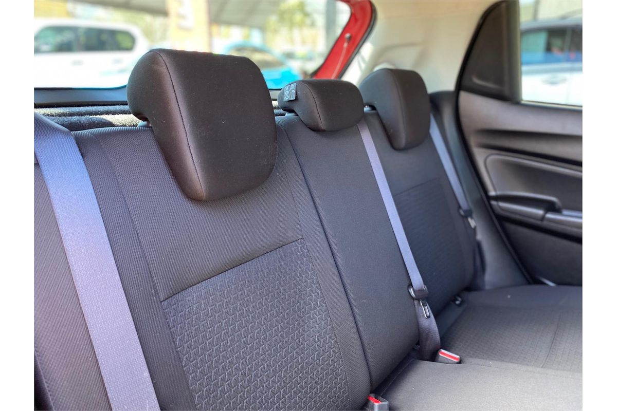 2017 Suzuki Swift GL Navigator AZ