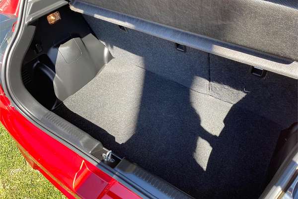 2017 Suzuki Swift GL Navigator AZ