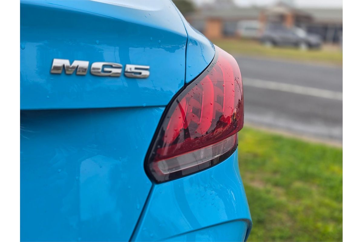 2024 MG MG5 Vibe
