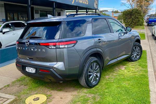 2022 Nissan Pathfinder ST-L R53