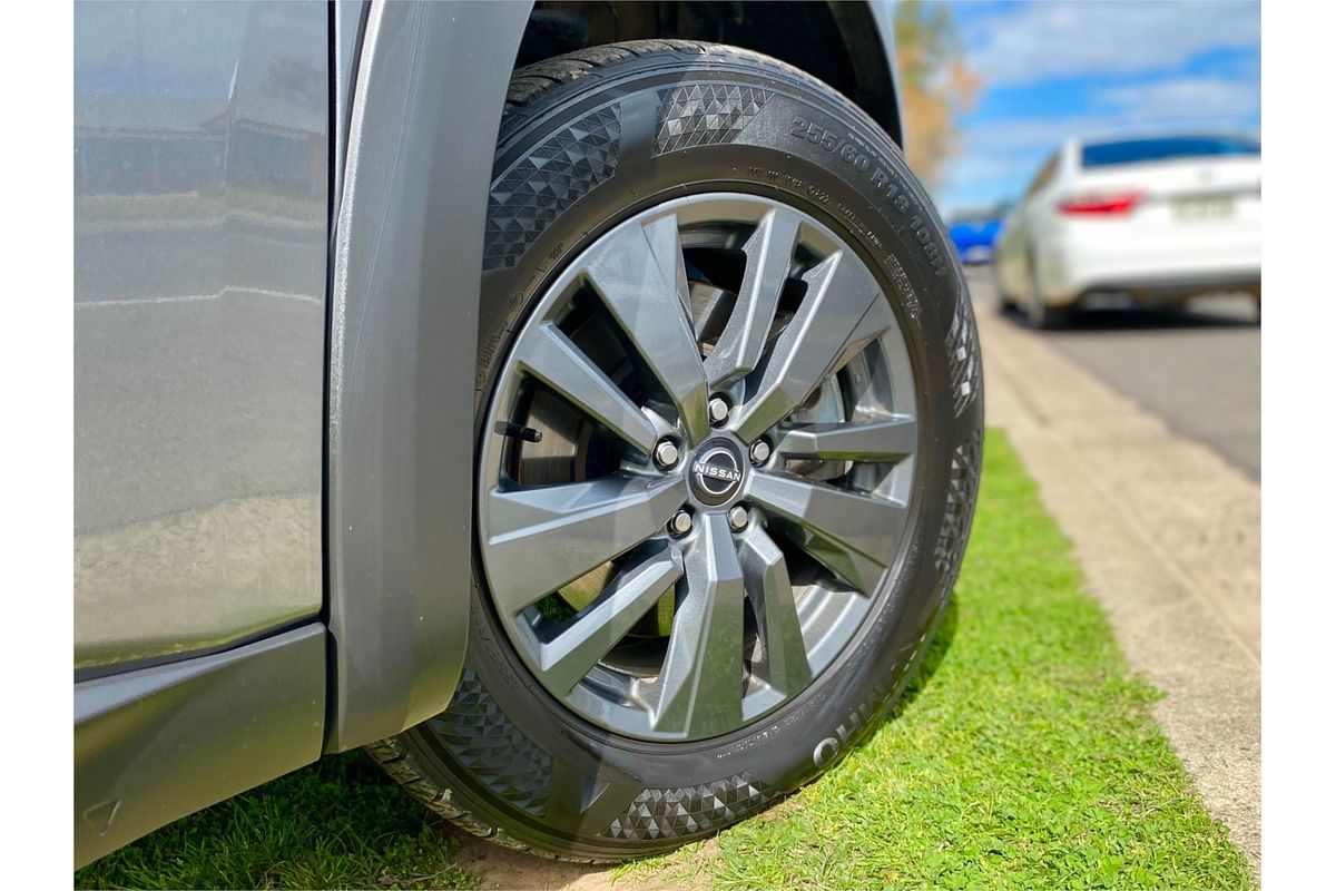2022 Nissan Pathfinder ST-L R53