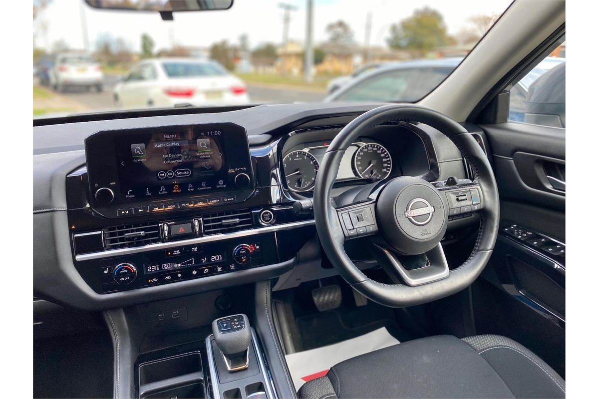 2022 Nissan Pathfinder ST-L R53