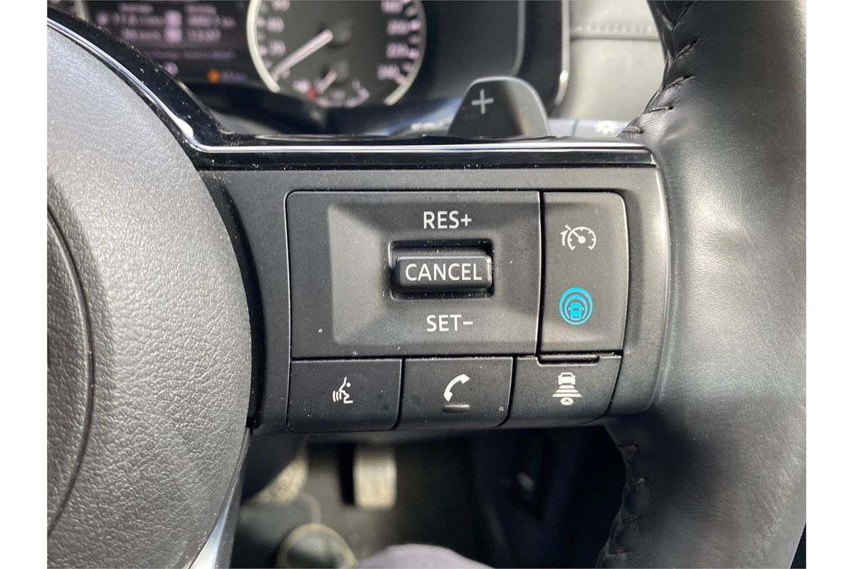 2022 Nissan Pathfinder ST-L R53