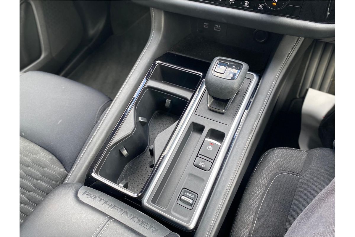 2022 Nissan Pathfinder ST-L R53