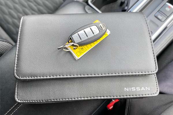 2022 Nissan Pathfinder ST-L R53