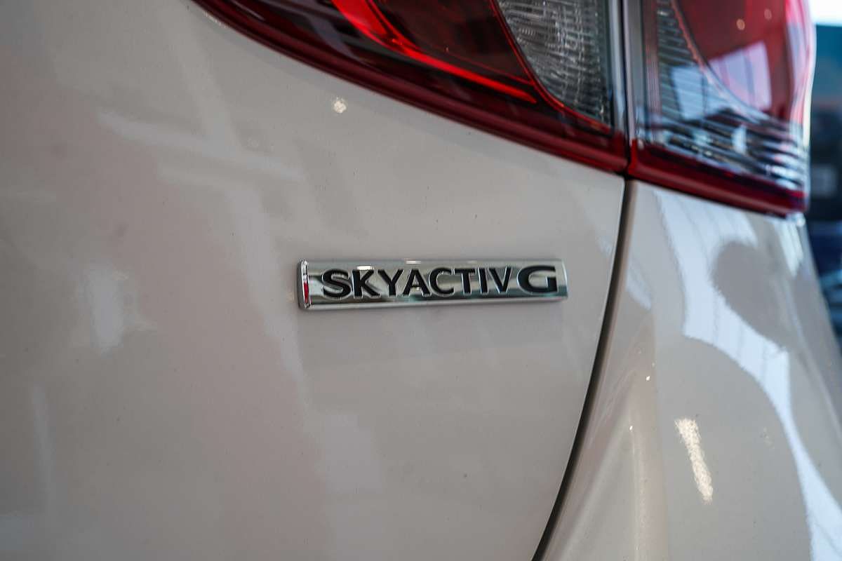 2025 Mazda 2 G15 Evolve DJ Series