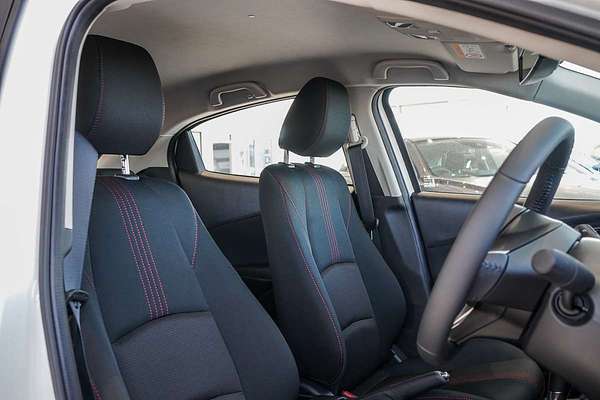 2025 Mazda 2 G15 Evolve DJ Series