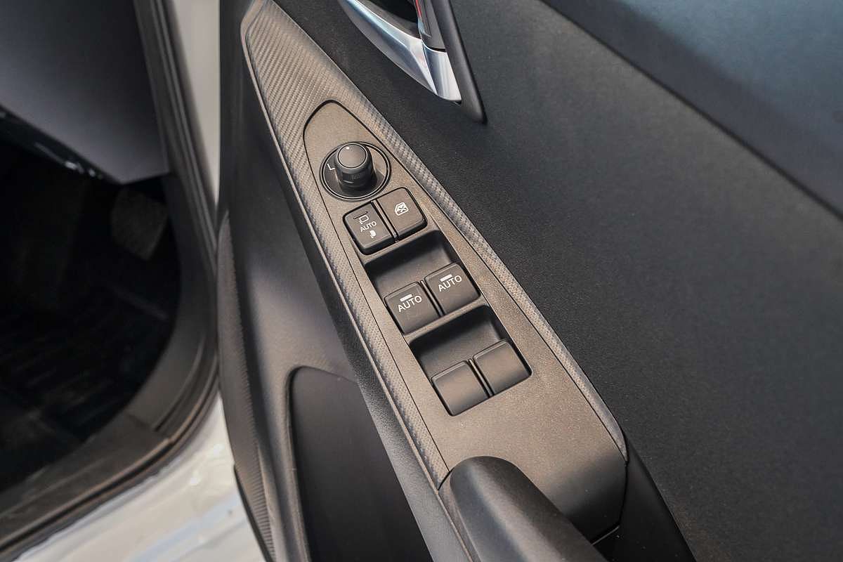 2025 Mazda 2 G15 Evolve DJ Series