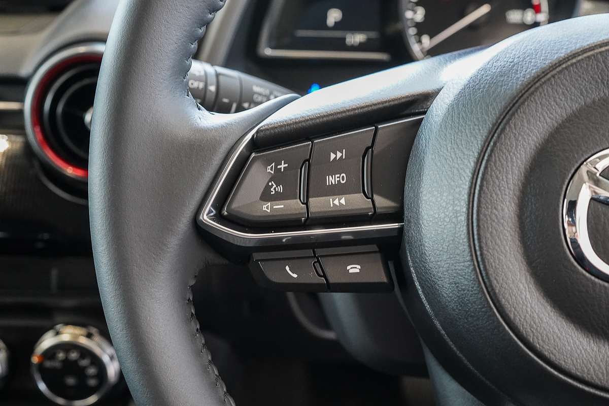 2025 Mazda 2 G15 Evolve DJ Series