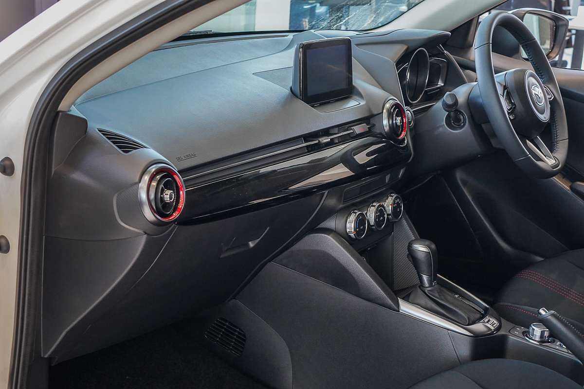 2025 Mazda 2 G15 Evolve DJ Series