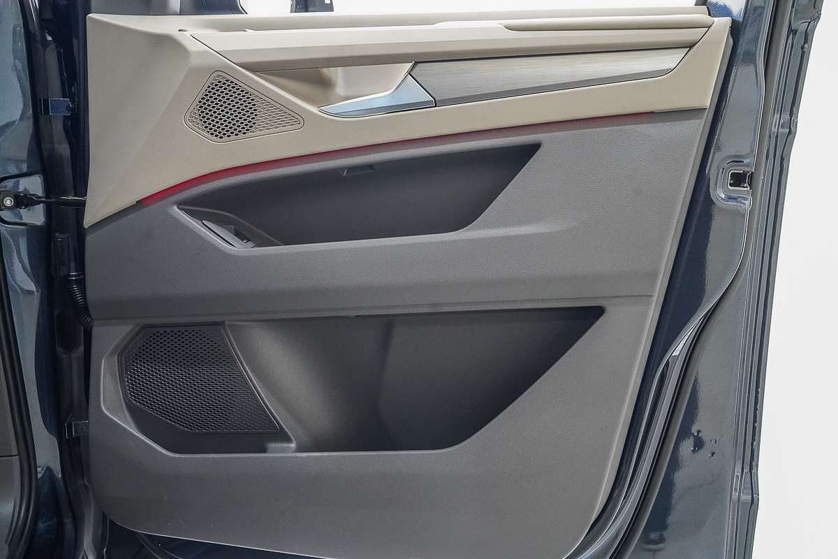 2025 Volkswagen Multivan