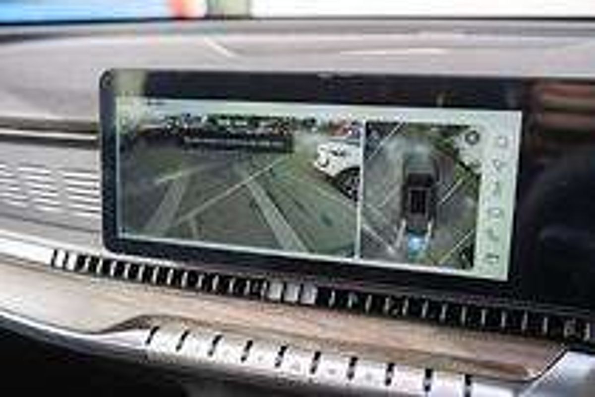 2025 MG QS Essence IS31