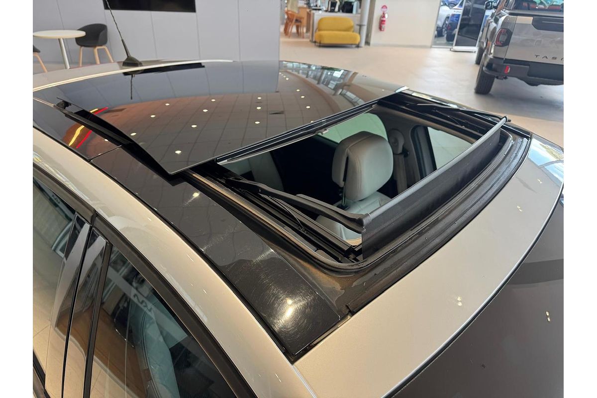 2013 Renault Megane GT-Line III B95