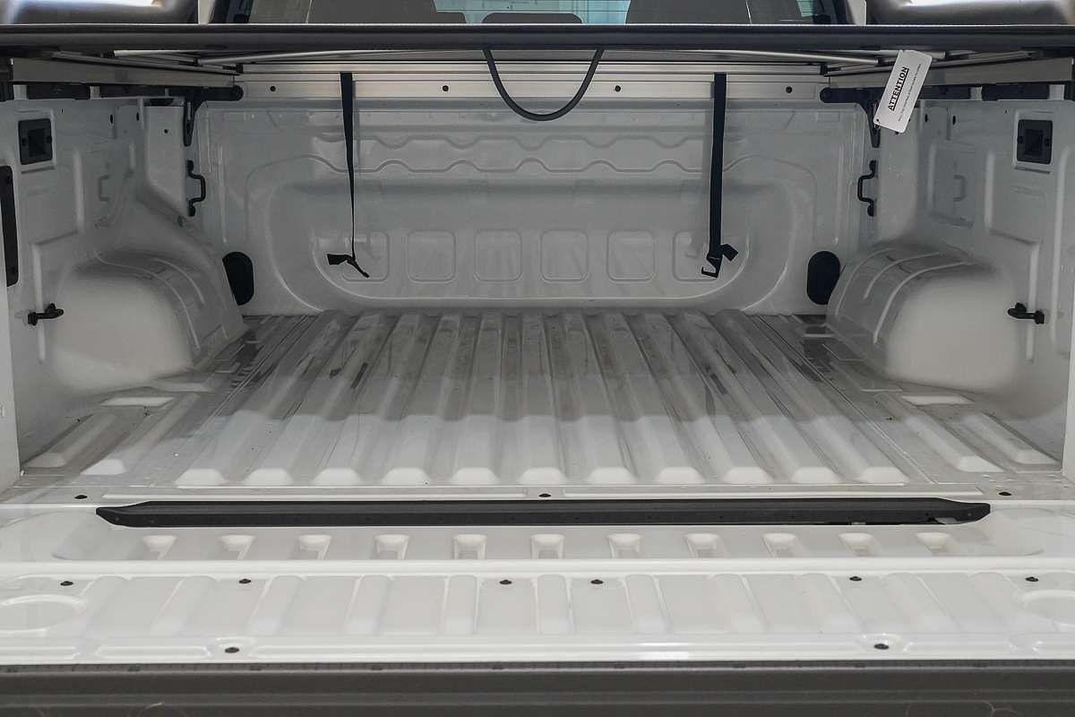 2025 Volkswagen Amarok