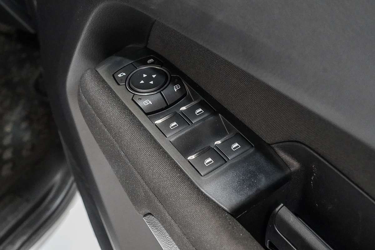 2025 Volkswagen Amarok