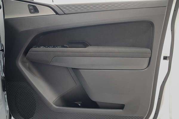 2025 Volkswagen Amarok