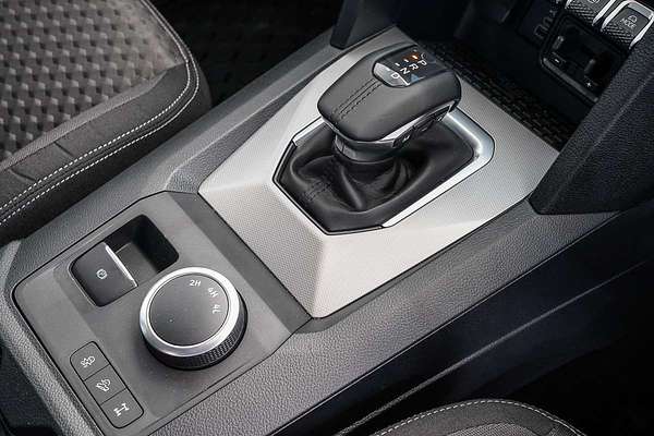 2025 Volkswagen Amarok
