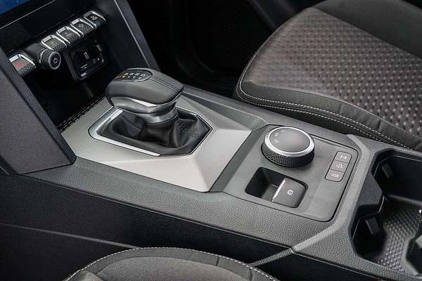 2025 Volkswagen Amarok