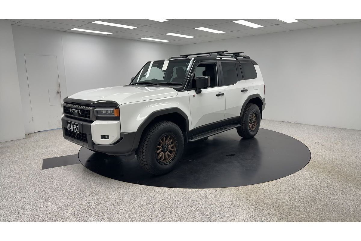 2025 Toyota Landcruiser Prado Altitude GDJ251R