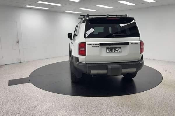 2025 Toyota Landcruiser Prado Altitude GDJ251R