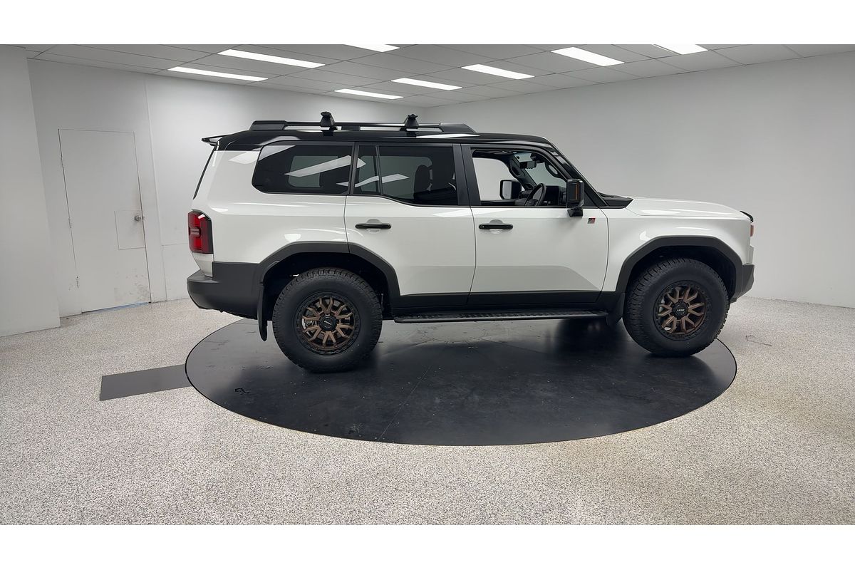 2025 Toyota Landcruiser Prado Altitude GDJ251R